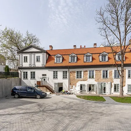 Reformatu Sq By Reside Baltic