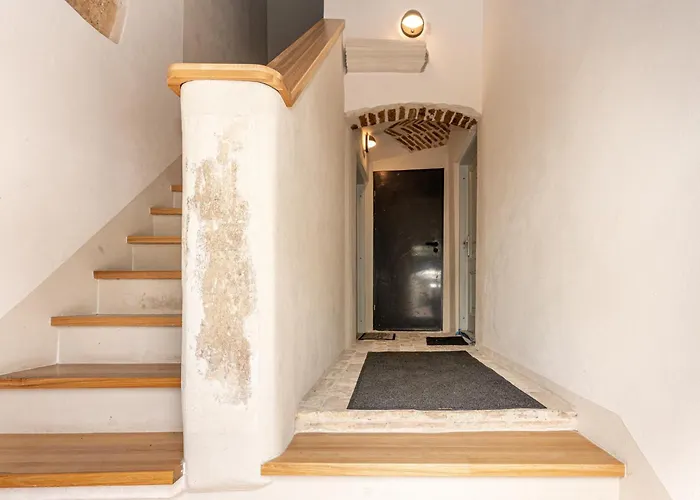 Reformatu Sq By Reside Baltic *